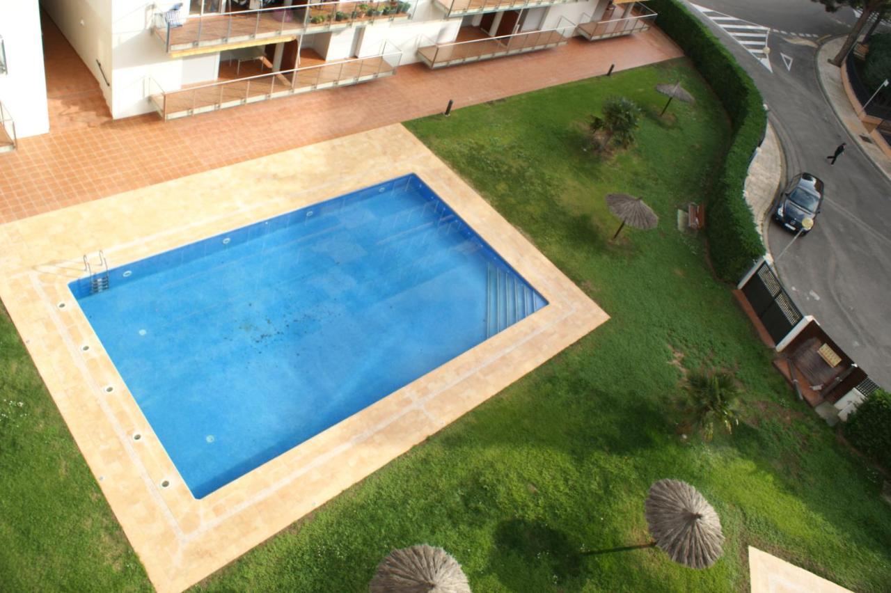 Apartamento En Roses Con Parking Y Piscina Leilighet Eksteriør bilde