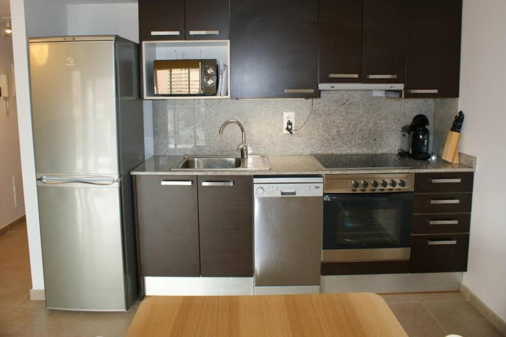 Apartamento En Roses Con Parking Y Piscina Leilighet Eksteriør bilde